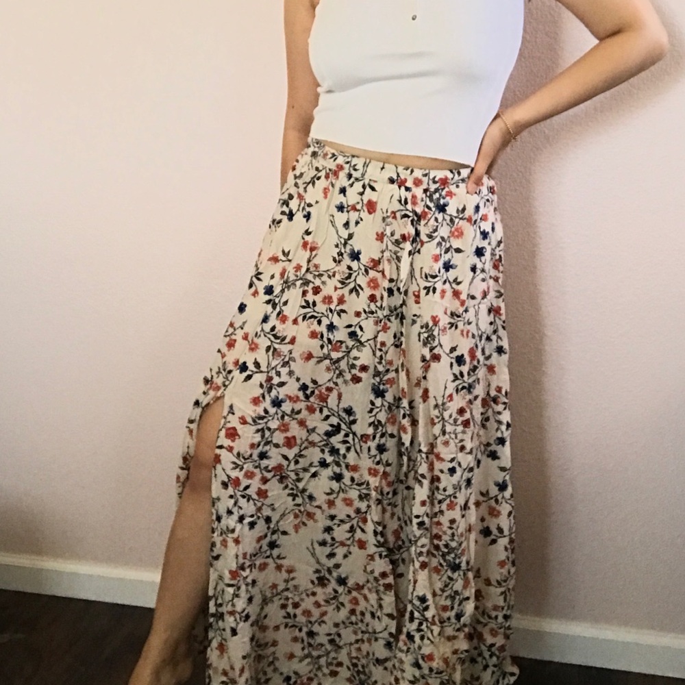 Abercrombie and Fitch cream floral maxi skirt